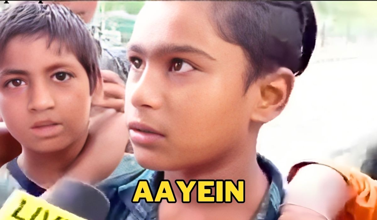 Aayein Meme: Meme Template